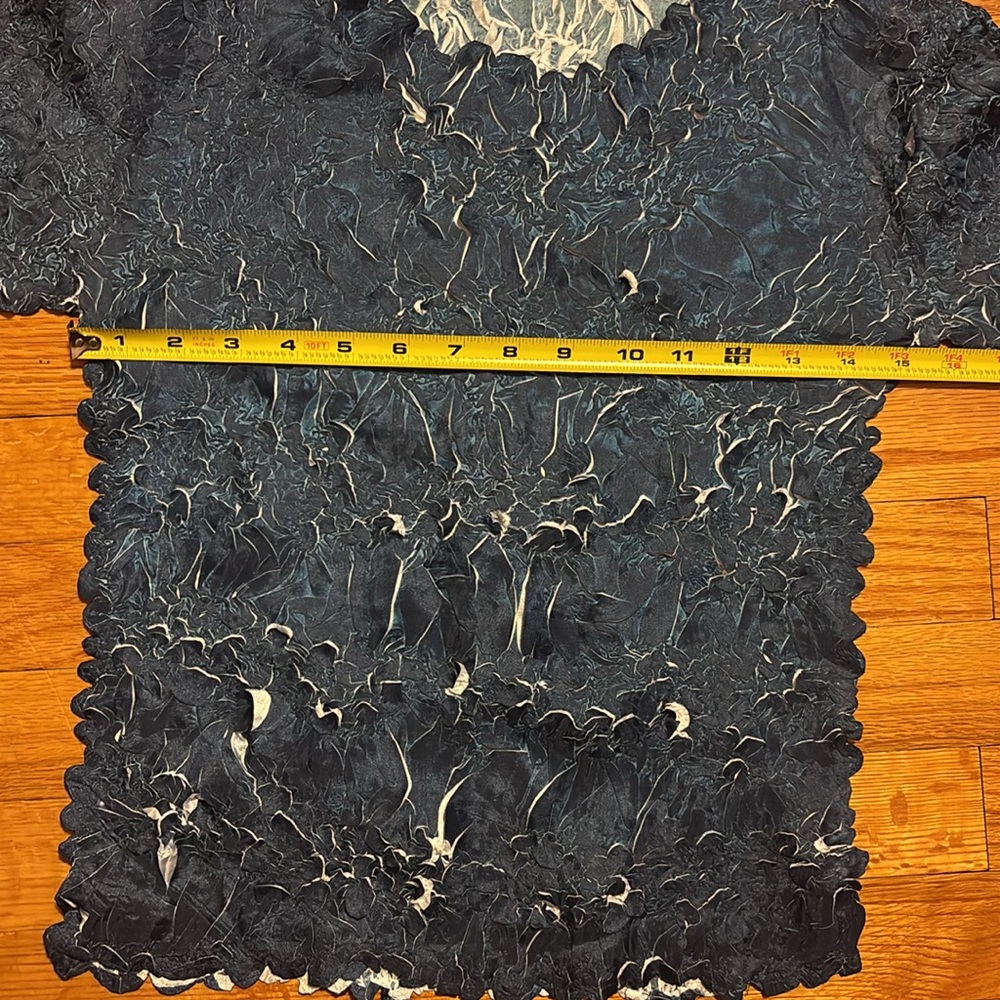 Origami Magic Scarf One Size Fits All Elegant Dark Blue & White FREE SHIPPING - Picture 5 of 5